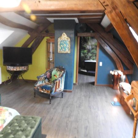 L'Ecrin Du Val De Sambre Bed & Breakfast Maubeuge Ngoại thất bức ảnh